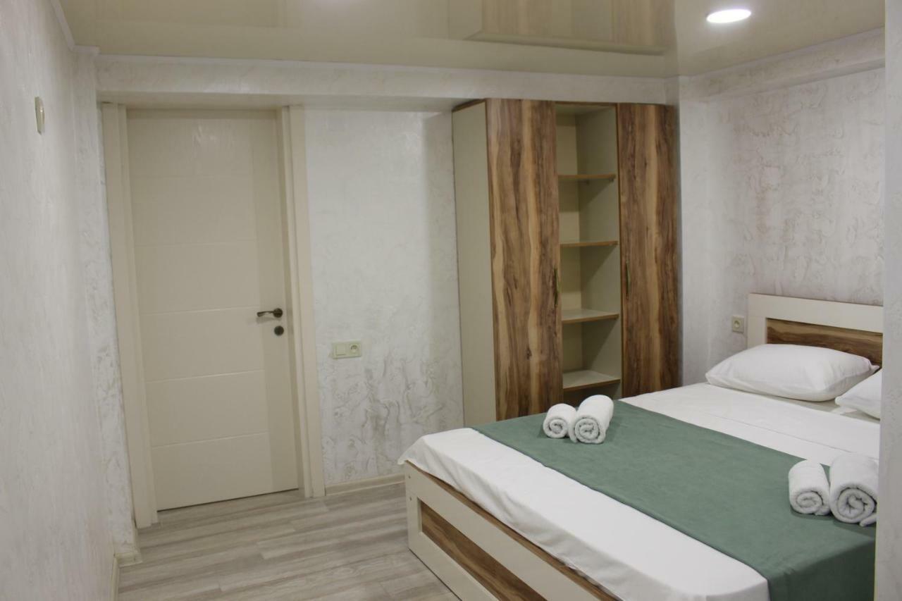 Отель Гостевой дом Greenview Батуми Экстерьер фото